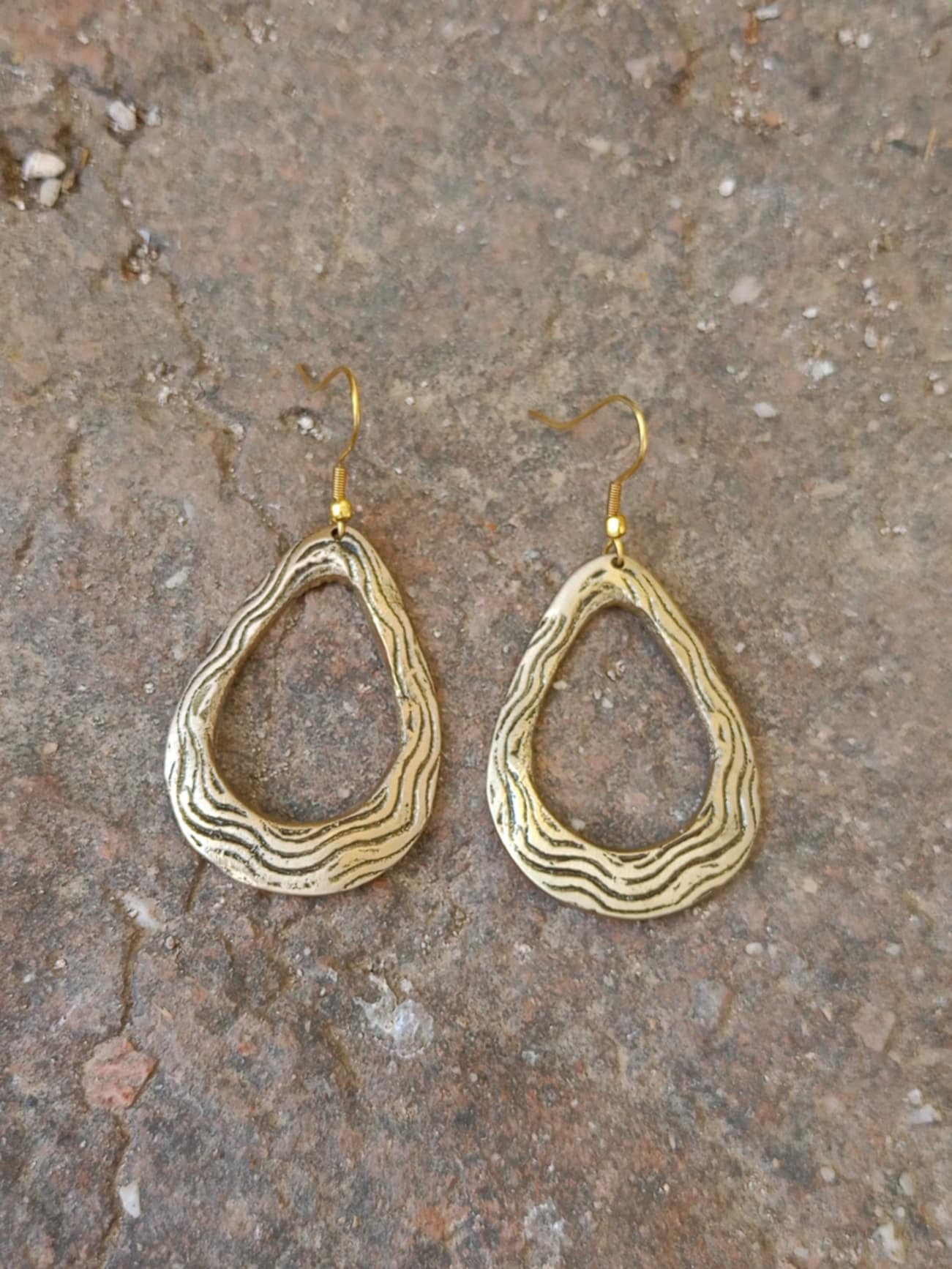 EARRINGS 144