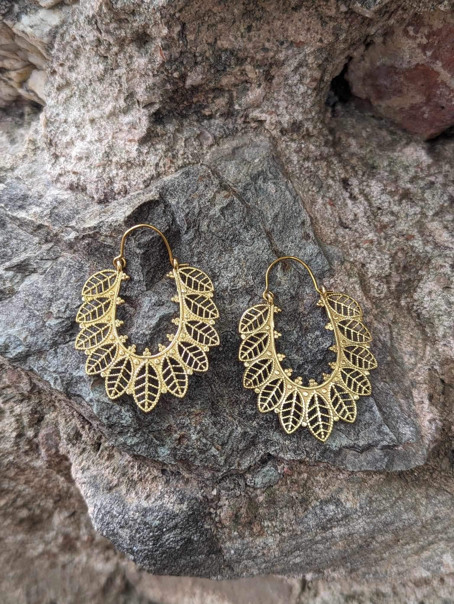 EARRINGS 245